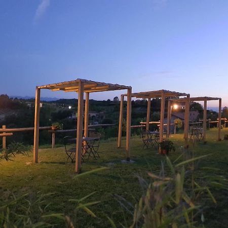 Cascina Brichat Alta Langa Serravalle delle Langhe Bagian luar foto