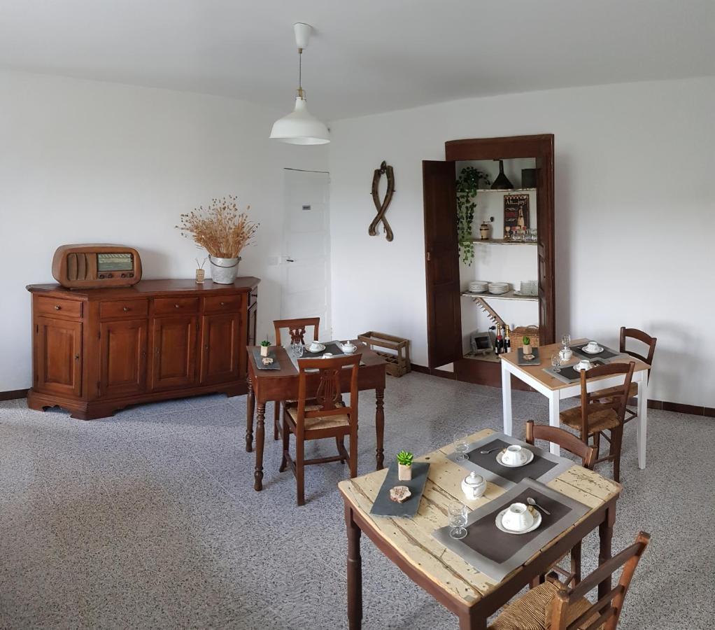 Cascina Brichat Alta Langa Serravalle delle Langhe Bagian luar foto